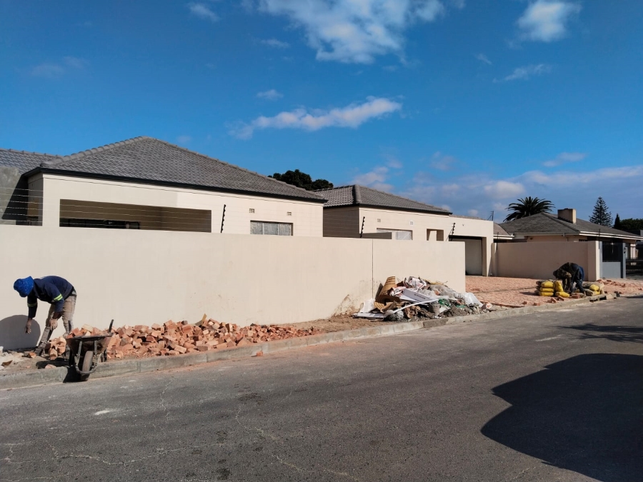 3 Bedroom Property for Sale in Soneike Western Cape